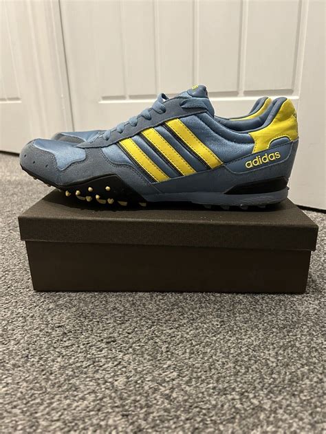 men's adidas trainers size 10.